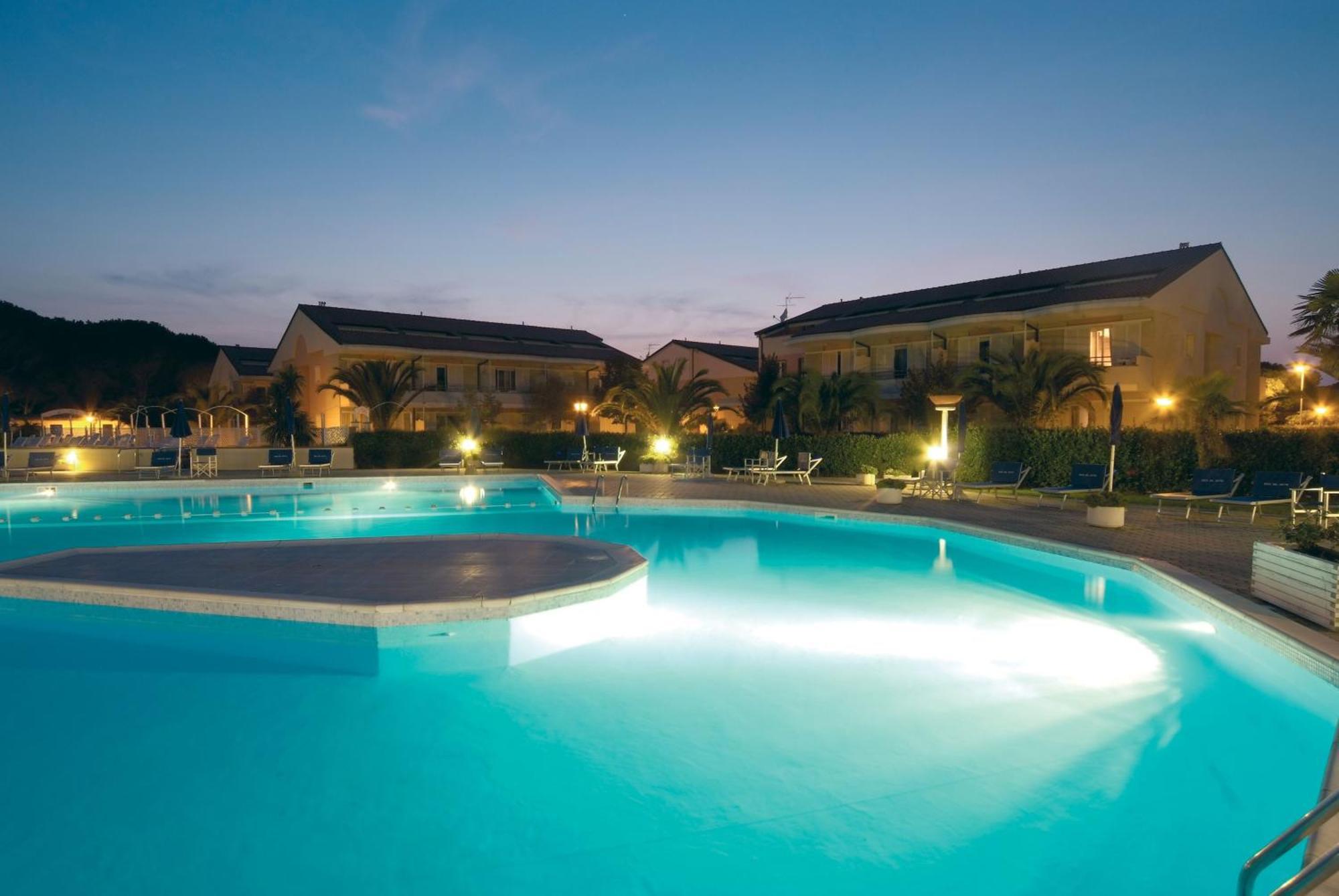 Hotel La Buca Del Gatto Marina di Cecina Buitenkant foto